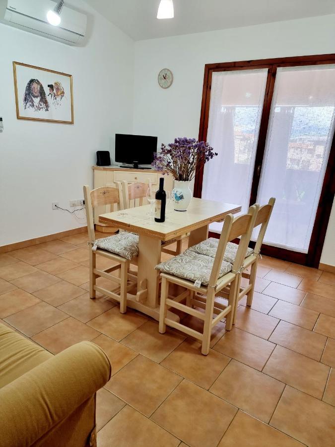 La Casa Di Arly Apartamento Olbia Exterior foto